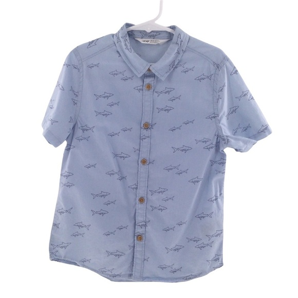 #06 H&M Boy's Light Blue Shark Short Sleeve Button Down Shirt - Picture 1 of 7